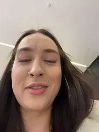 Holly_Play — Stripchat recorded stream image, 13.02.2026 12:00