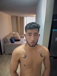 liam_bronw — Stripchat recorded stream image, 13.02.2026 17:40