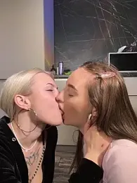 elloriah — Stripchat recorded stream screenshot (13 Feb 2026)