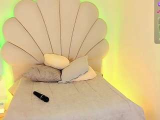 valentinamarinn — Camsoda recorded stream screenshot (14 Feb 2026)