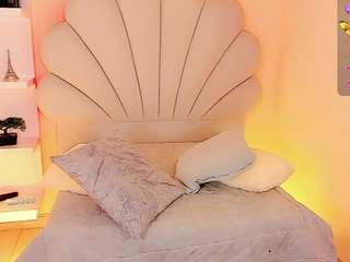 valentinamarinn — Camsoda recorded stream screenshot (14 Feb 2026)