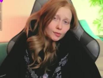 kebesheska — Chaturbate recorded stream screenshot (15 Feb 2026)