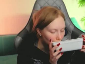 kebesheska — Chaturbate recorded stream screenshot (15 Feb 2026)