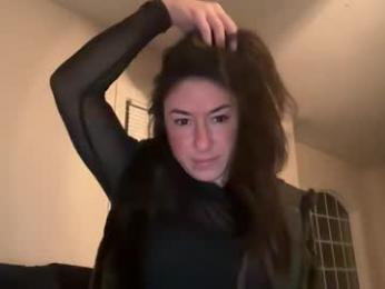 mr_mrs_glitter — Chaturbate recorded stream screenshot (15 Feb 2026)