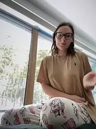 The_Snowwhitee — Stripchat recorded stream screenshot (15 Feb 2026)