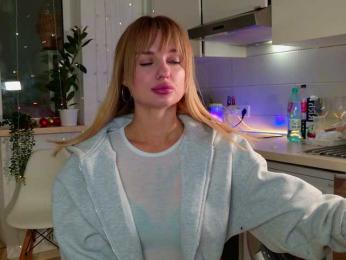 Tatachka1 — Bongacams recorded stream image, 16.02.2026 15:00