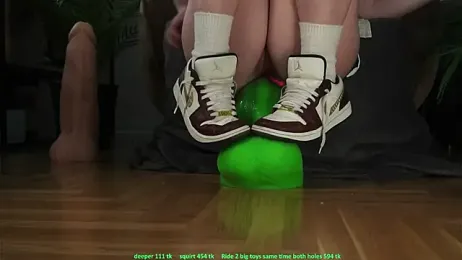 Kisakis — Stripchat recorded stream screenshot (16 Feb 2026)