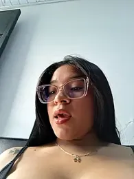 -VICKKY — Stripchat recorded stream screenshot (16 Feb 2026)