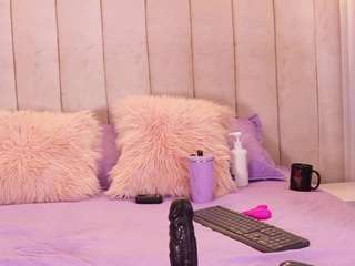 mssbombom — Camsoda recorded stream image, 17.02.2026 03:00