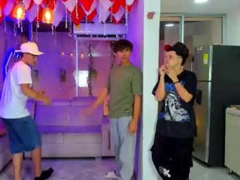 houseofwarrios — Chaturbate recorded stream screenshot (17 Feb 2026)