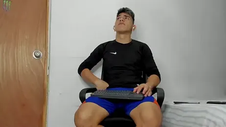 andrew_rose_ — Stripchat recorded stream screenshot (17 Feb 2026)