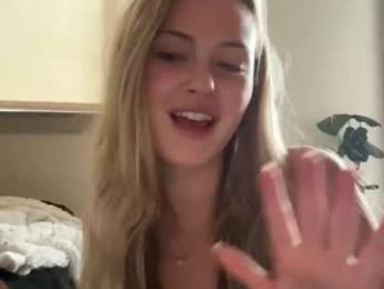 luvaimee — Chaturbate recorded stream screenshot (17 Feb 2026)