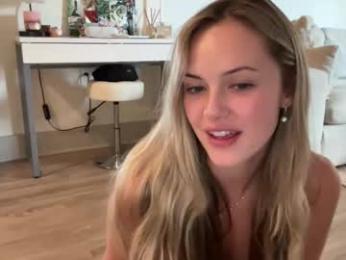 luvaimee — Chaturbate recorded stream screenshot (17 Feb 2026)