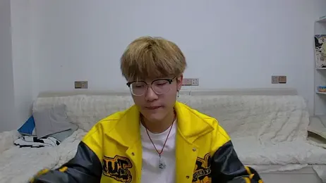 KK-cuteboy — Stripchat recorded stream screenshot (18 Feb 2026)