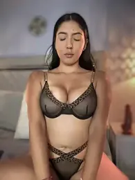 Sofia_Collins- — Stripchat recorded stream image, 05.03.2025 20:30