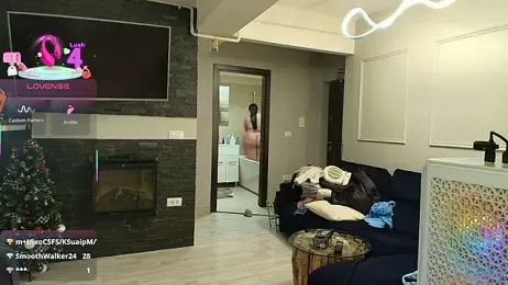 Layla- — Stripchat recorded stream screenshot (19 Feb 2026)