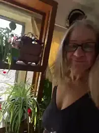 TrenaAnne — Stripchat recorded stream image, 19.02.2026 15:40