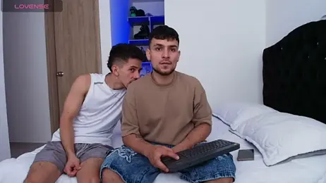 Two_sinzXX — Stripchat recorded stream screenshot (19 Feb 2026)