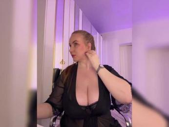 cherryygirl — Bongacams recorded stream image, 19.02.2026 17:40