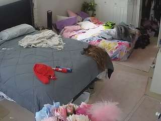 voyeurcam-house-charleys-room — Camsoda recorded stream image, 17.02.2026 07:10