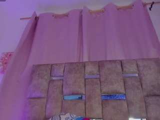 mia-royal — Camsoda recorded stream screenshot (19 Feb 2026)