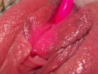 teeencute — Bongacams recorded stream screenshot (20 Feb 2026)