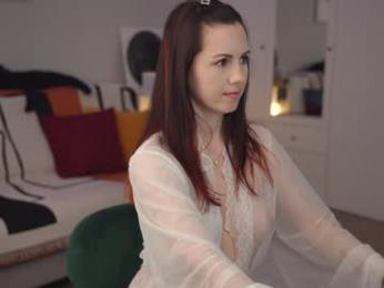 _blackbee_ — Chaturbate recorded stream image, 06.03.2025 10:10