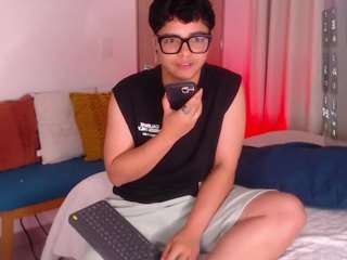 isabellamout — Camsoda recorded stream image, 22.02.2026 21:10