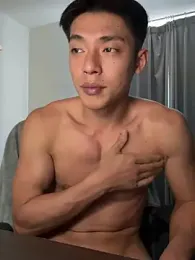 Yooo17 — Stripchat recorded stream screenshot (23 Feb 2026)