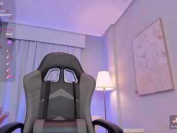 LeahJones — Bongacams recorded stream screenshot (25 Feb 2026)