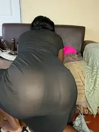 BigRound-Bootayy — Stripchat recorded stream screenshot (25 Feb 2026)