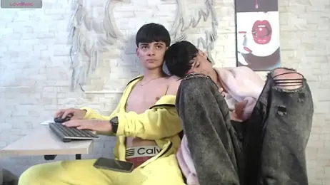 axel_milo_kairo_and_noa — Stripchat recorded stream screenshot (25 Feb 2026)