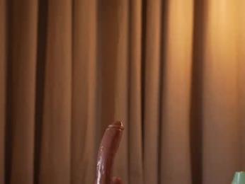 emyii — Chaturbate recorded stream screenshot (25 Feb 2026)