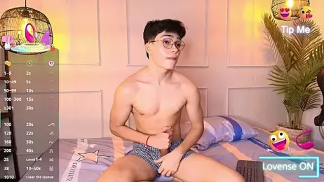 luandy — Stripchat recorded stream screenshot (25 Feb 2026)