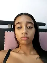 Zoe_Sweett18 — Stripchat recorded stream screenshot (25 Feb 2026)