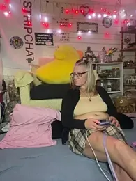 TrenaAnne — Stripchat recorded stream image, 26.02.2026 01:10