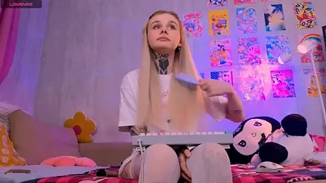 Britney_Lynch — Stripchat recorded stream screenshot (25 Feb 2026)