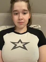 HornyGirlH — Stripchat recorded stream screenshot (26 Feb 2026)