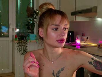 Tatachka1 — Bongacams recorded stream image, 26.02.2026 03:40