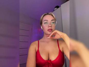 Mila-m — Bongacams recorded stream image, 06.03.2025 19:10