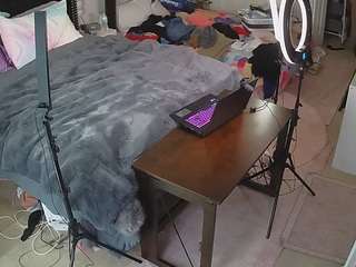 voyeurcam-house-charleys-room — Camsoda recorded stream image, 26.02.2026 18:50
