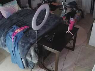 voyeurcam-house-charleys-room — Camsoda recorded stream image, 26.02.2026 18:50