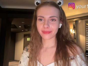 VikkiExtraCheese — Bongacams recorded stream image, 27.02.2026 01:50