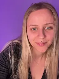 lunawolf21 — Stripchat recorded stream image, 27.02.2026 07:20