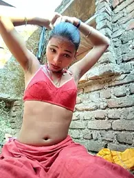 R_Roshni — Stripchat recorded stream image, 27.02.2026 07:40