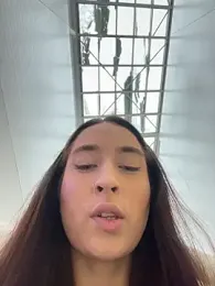 Holly_Play — Stripchat recorded stream image, 27.02.2026 12:00