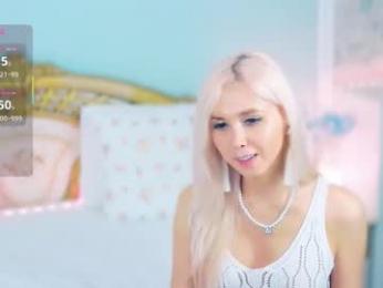 amoramias — Chaturbate recorded stream screenshot (28 Feb 2026)