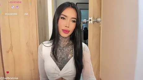 belllbonniie — Stripchat recorded stream screenshot (28 Feb 2026)