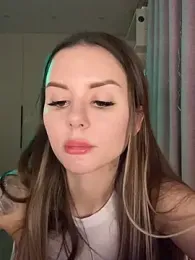 Alina_Vibe_Me — Stripchat recorded stream image, 28.02.2026 23:40