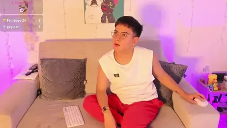 Young_Ben — Stripchat recorded stream screenshot (01 Mar 2026)